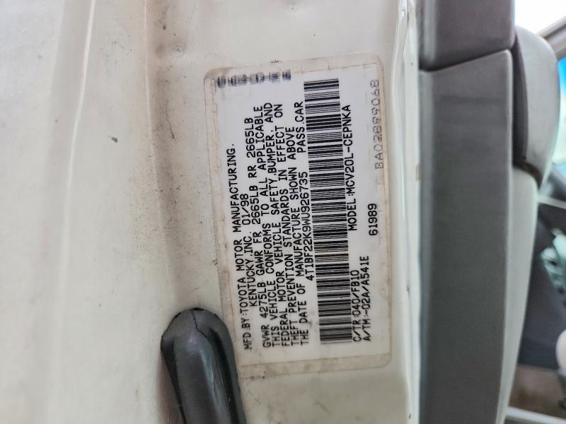 1998 Toyota Camry მანქანა იყიდება აუქციონზე, vin: 4T1BF22K9WU926735, აუქციონის ნომერი: 70994056