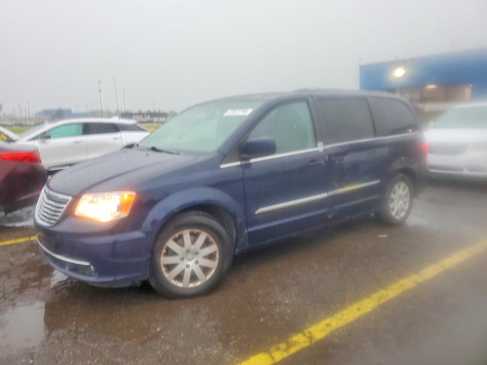 67923766 :رقم المزاد ، 2C4RC1BG8FR654905 vin ، 2015 Chrysler Town & Country مزاد بيع