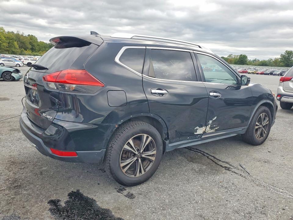 70865116 :رقم المزاد ، JN8AT2MV9JW310454 vin ، 2018 Nissan Rogue مزاد بيع