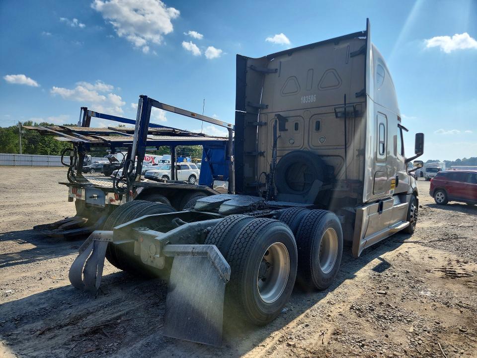 2018 Freightliner Cascadia 126 მანქანა იყიდება აუქციონზე, vin: 3AKJHHDR2JSJJ0386, აუქციონის ნომერი: 67384836
