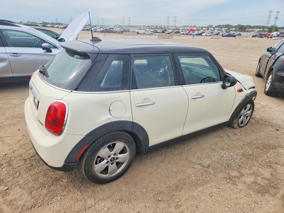 Продаж на аукціоні авто 2015 Mini Cooper, vin: WMWXS5C55FT827316, номер лоту: 68172486