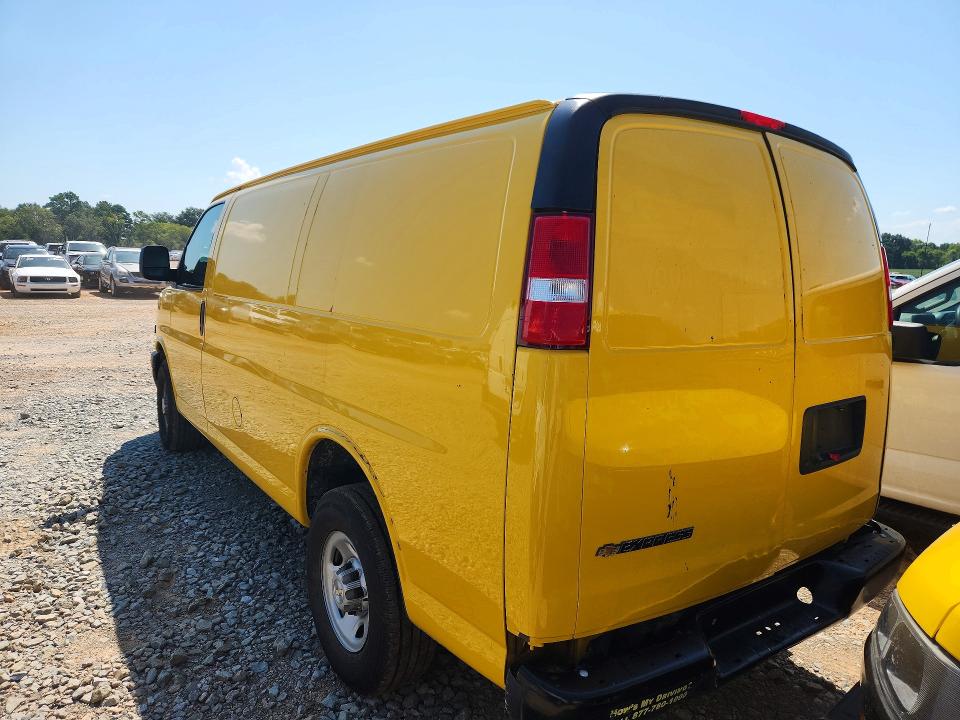 67113406 :رقم المزاد ، 1GCWGAFPXM1174349 vin ، 2021 Chevrolet Express G2500 مزاد بيع