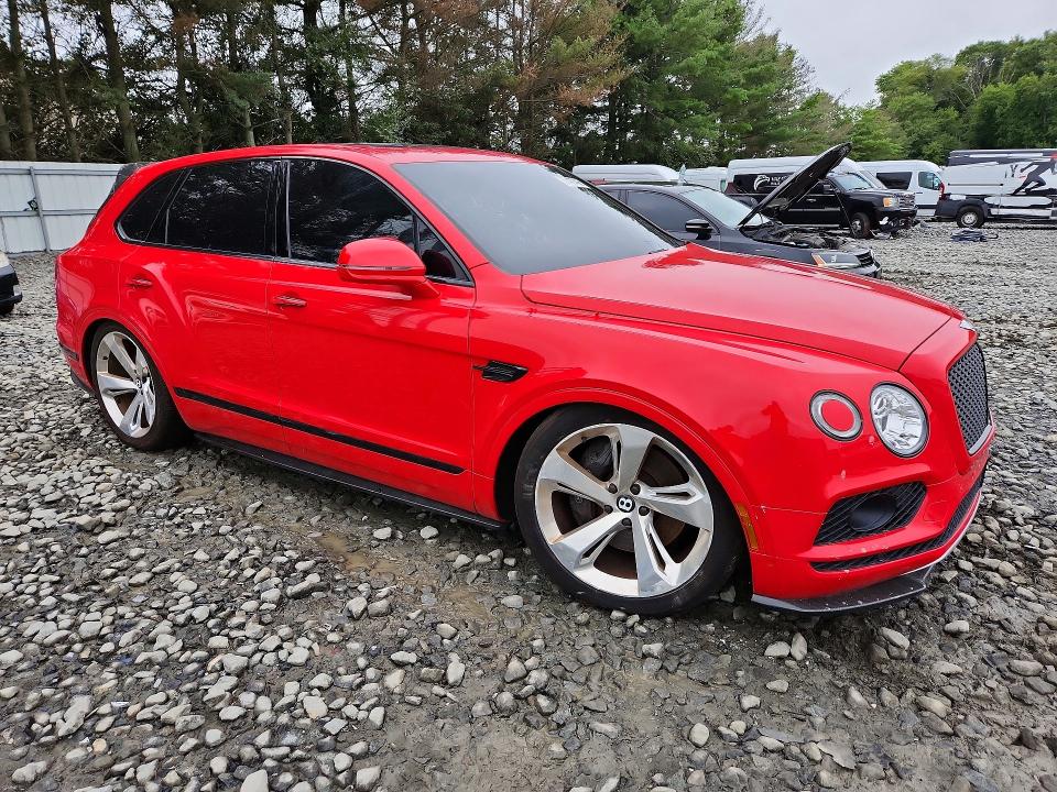 2018 Bentley Bentayga მანქანა იყიდება აუქციონზე, vin: SJAAC2ZV8JC020729, აუქციონის ნომერი: 67477456