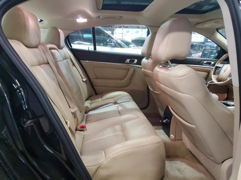70505266 :رقم المزاد ، 1LNHL9FT6CG803581 vin ، 2012 Lincoln Mks مزاد بيع