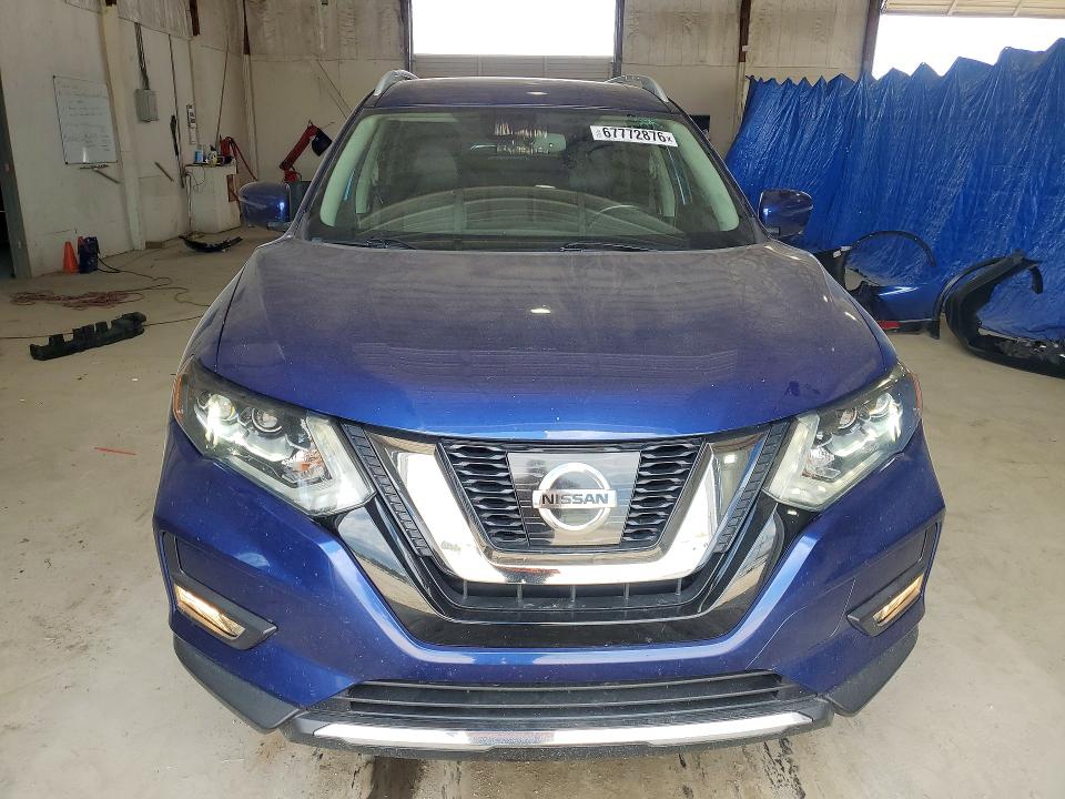 67772876 :رقم المزاد ، 5N1AT2MV9HC871465 vin ، 2017 Nissan Rogue مزاد بيع