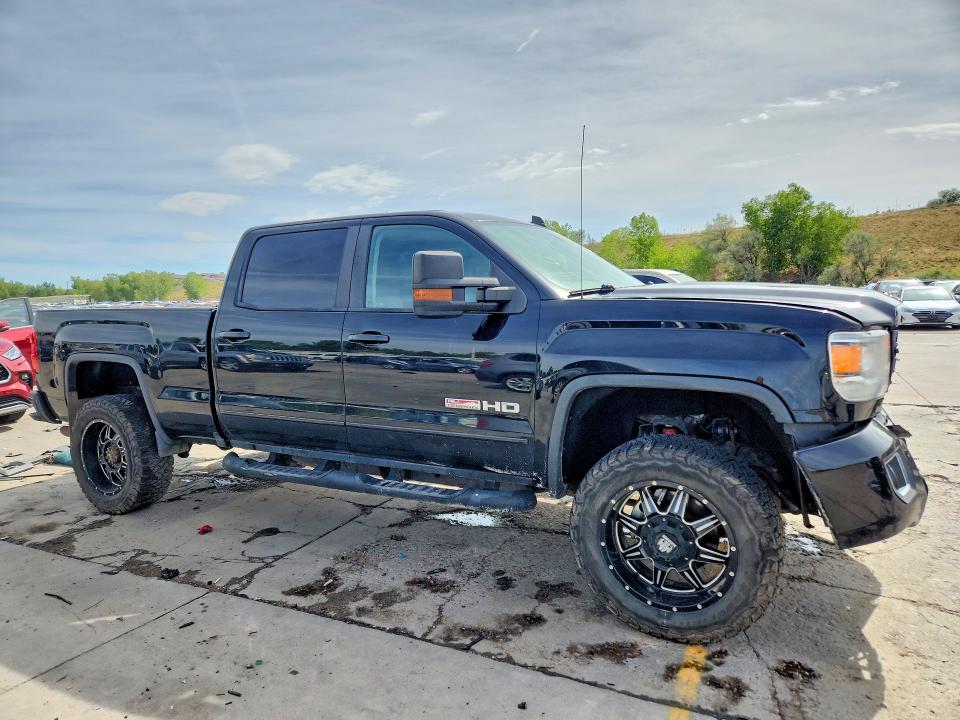 68383836 :رقم المزاد ، 1GT12TEG2JF193045 vin ، 2018 Gmc Sierra مزاد بيع
