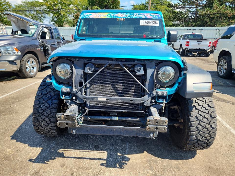 67492936 :رقم المزاد ، 1C4GJXAG1KW640959 vin ، 2019 Jeep Wrangler مزاد بيع