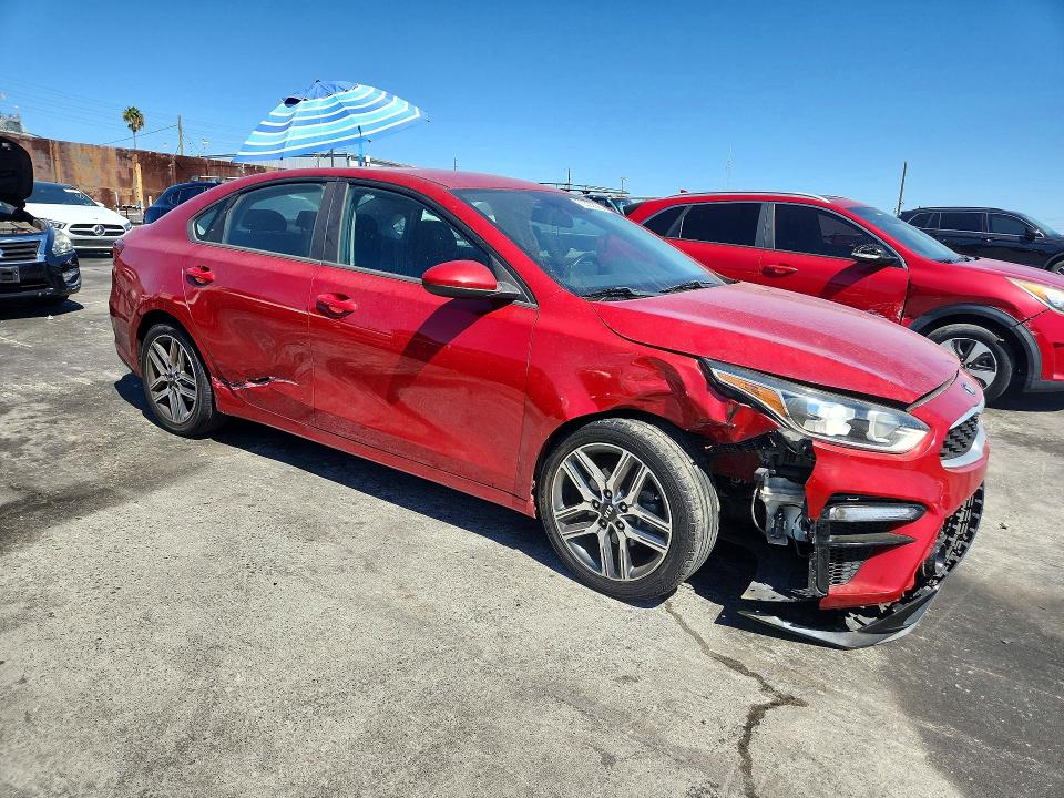 70335556 :رقم المزاد ، 3KPF34AD4KE070590 vin ، 2019 Kia Forte مزاد بيع