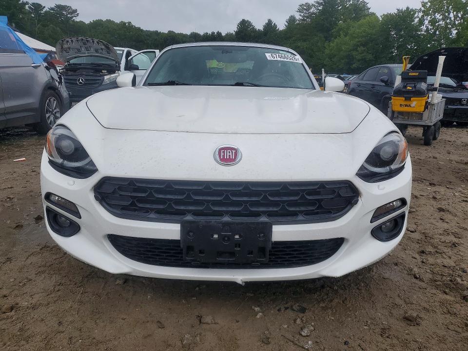 Продажа на аукционе авто 2017 Fiat 124 Spider, vin: JC1NFAEK2H0124686, номер лота: 67466526