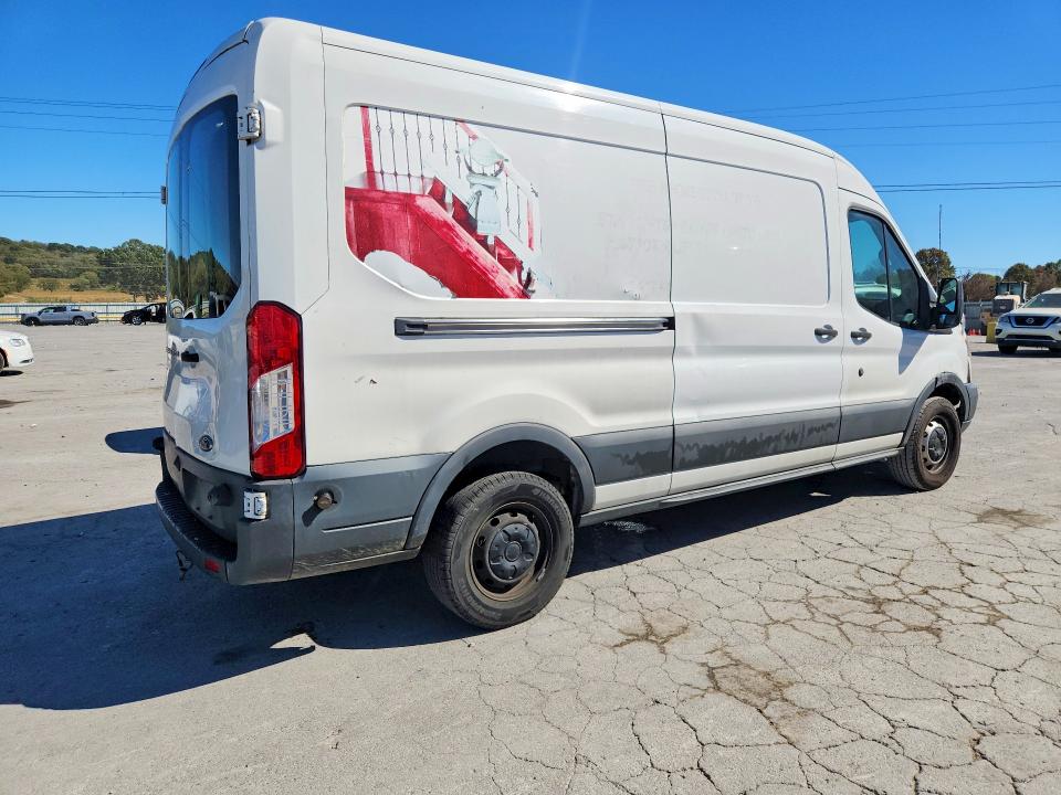 70264706 :رقم المزاد ، 1FTYR2CM3HKA66366 vin ، 2017 Ford Transit مزاد بيع
