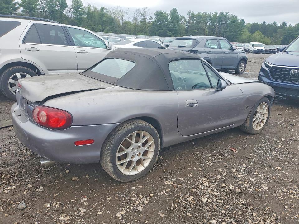2002 Mazda Mx-5 Miata მანქანა იყიდება აუქციონზე, vin: JM1NB353020228765, აუქციონის ნომერი: 70294936