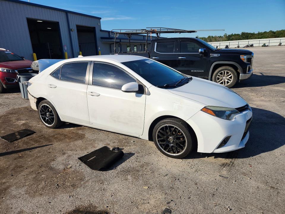 70799216 :رقم المزاد ، 2T1BURHE7FC312915 vin ، 2015 Toyota Corolla مزاد بيع