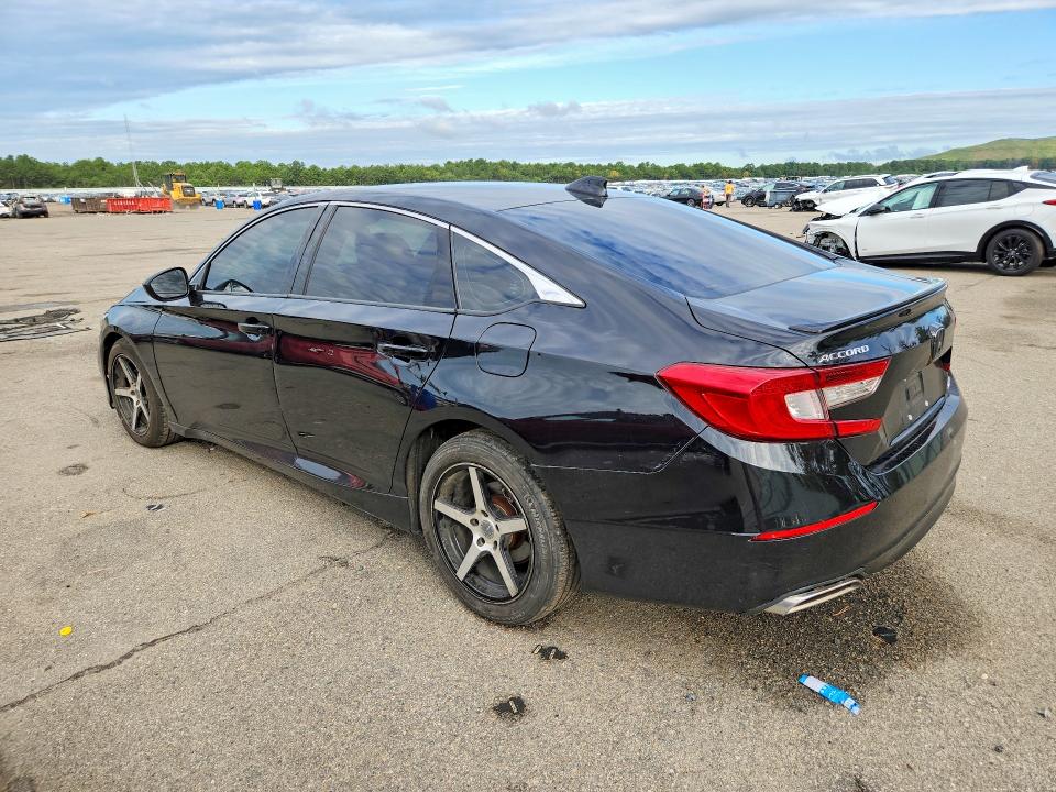 Продаж на аукціоні авто 2018 Honda Accord, vin: 1HGCV1F34JA020562, номер лоту: 69389936