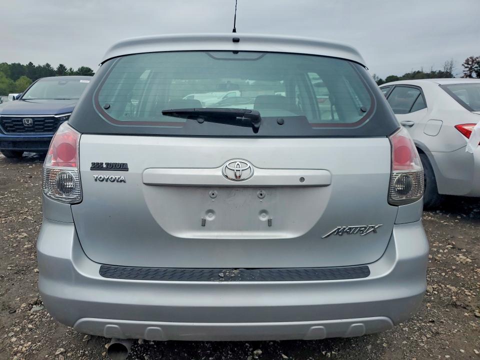 70077656 :رقم المزاد ، 2T1KR32E18C717808 vin ، 2008 Toyota Matrix مزاد بيع