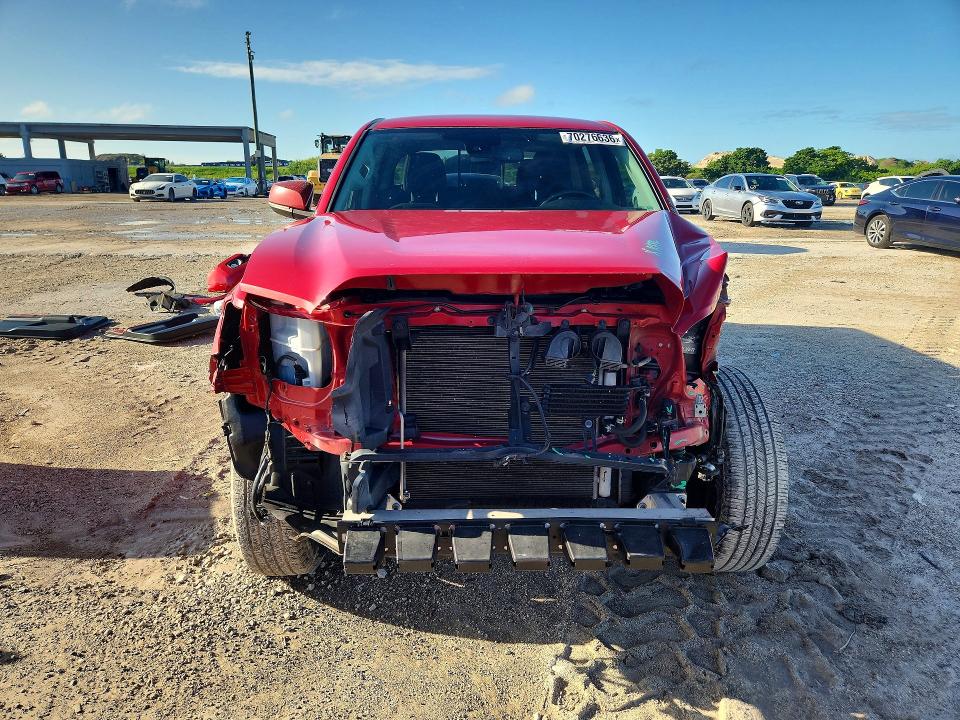 Продаж на аукціоні авто 2018 Toyota Tacoma, vin: 3TMAZ5CN1JM072810, номер лоту: 70276636