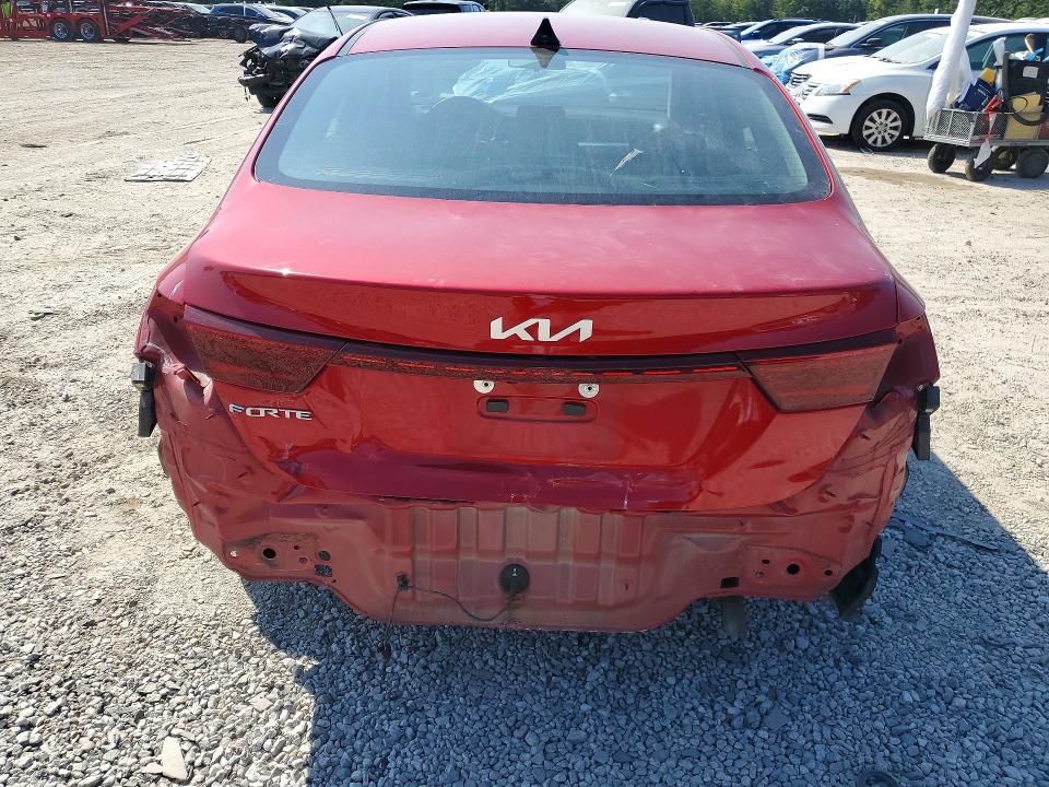 2023 Kia Forte მანქანა იყიდება აუქციონზე, vin: 3KPF24AD4PE581923, აუქციონის ნომერი: 69617546