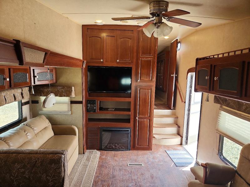 67361176 :رقم المزاد ، 4X4FRLD24F1867038 vin ، 2015 Trailer Recreational Vehicle (rv) مزاد بيع