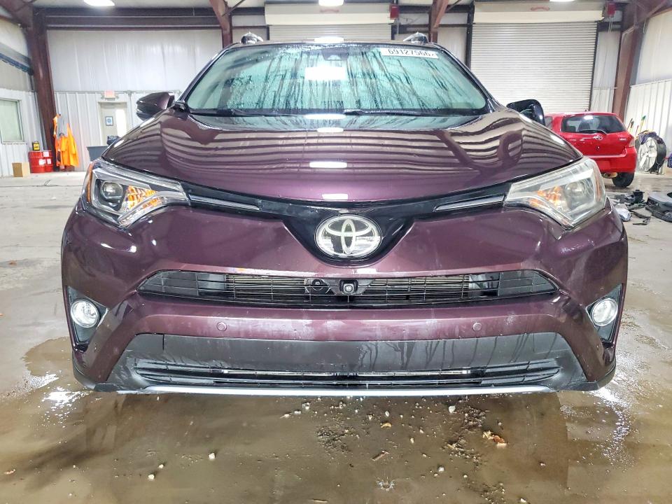 Продажа на аукционе авто 2018 Toyota Rav4, vin: 2T3DFREV6JW821478, номер лота: 69127566