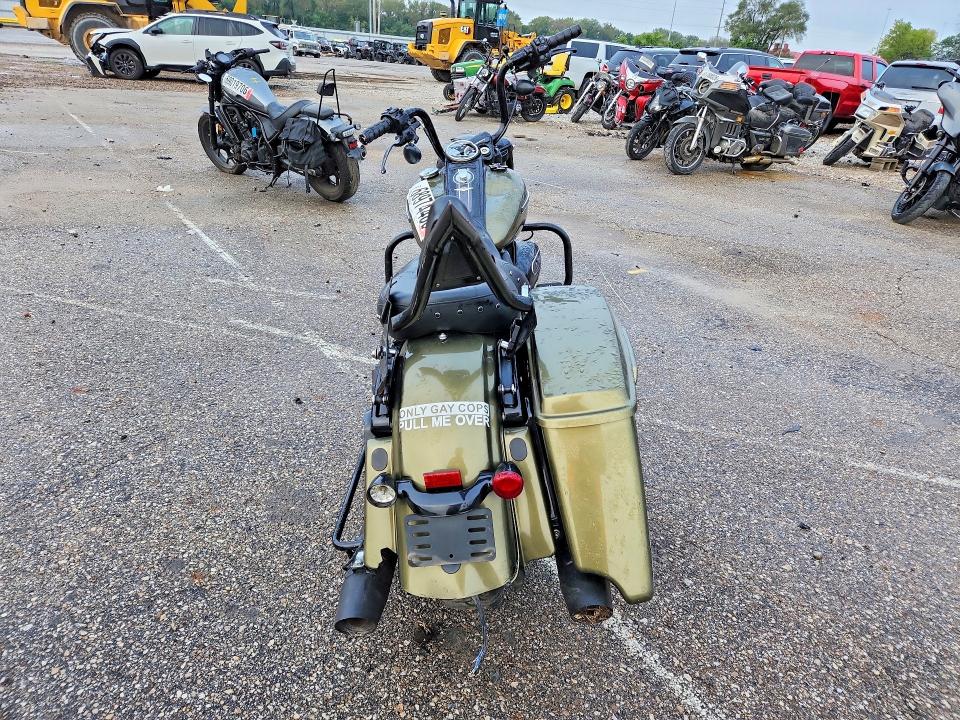 68974486 :رقم المزاد ، 1HD1KVC22HB694777 vin ، 2017 Harley-davidson Flhrxs مزاد بيع