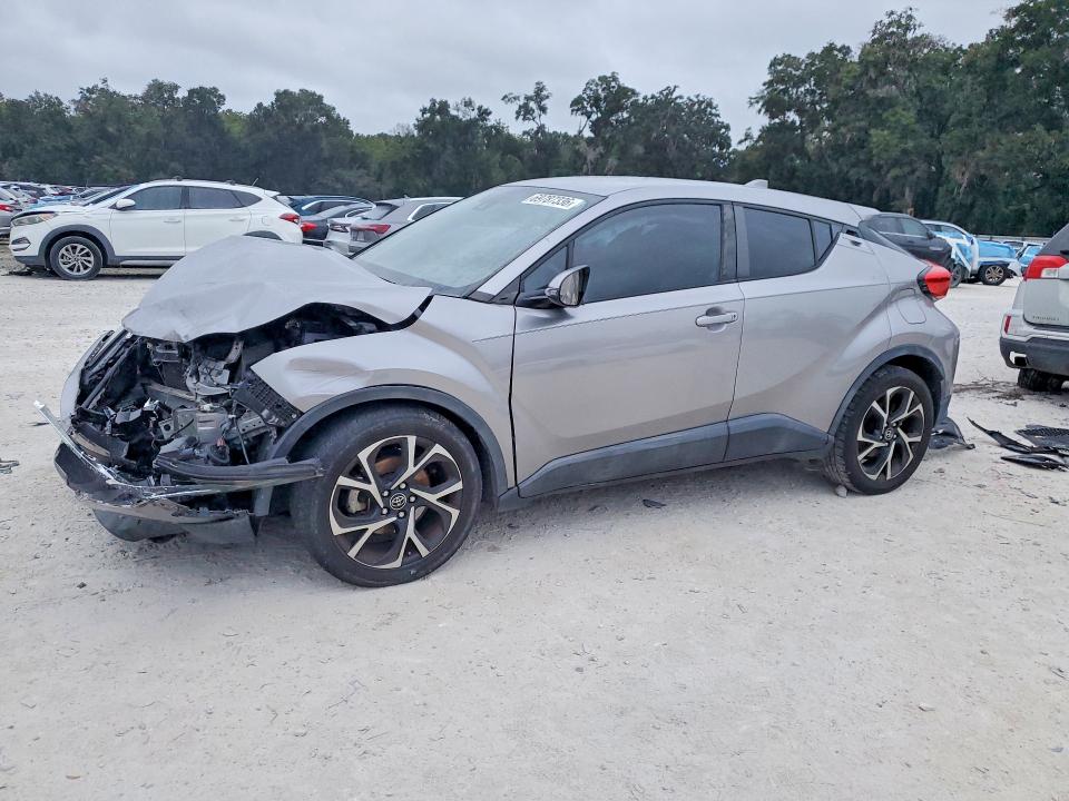 69787336 :رقم المزاد ، NMTKHMBX3KR078449 vin ، 2019 Toyota C-hr مزاد بيع