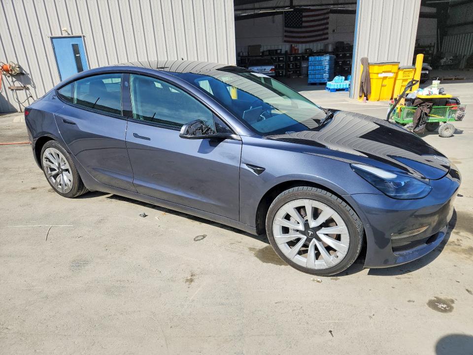 Продажа на аукционе авто 2022 Tesla Model 3, vin: 5YJ3E1EA8NF188362, номер лота: 70551636