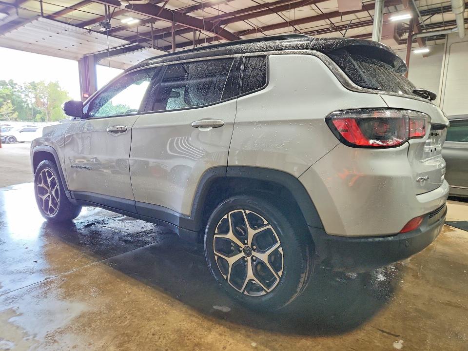 69967216 :رقم المزاد ، 3C4NJDCN5ST594771 vin ، 2025 Jeep Compass مزاد بيع