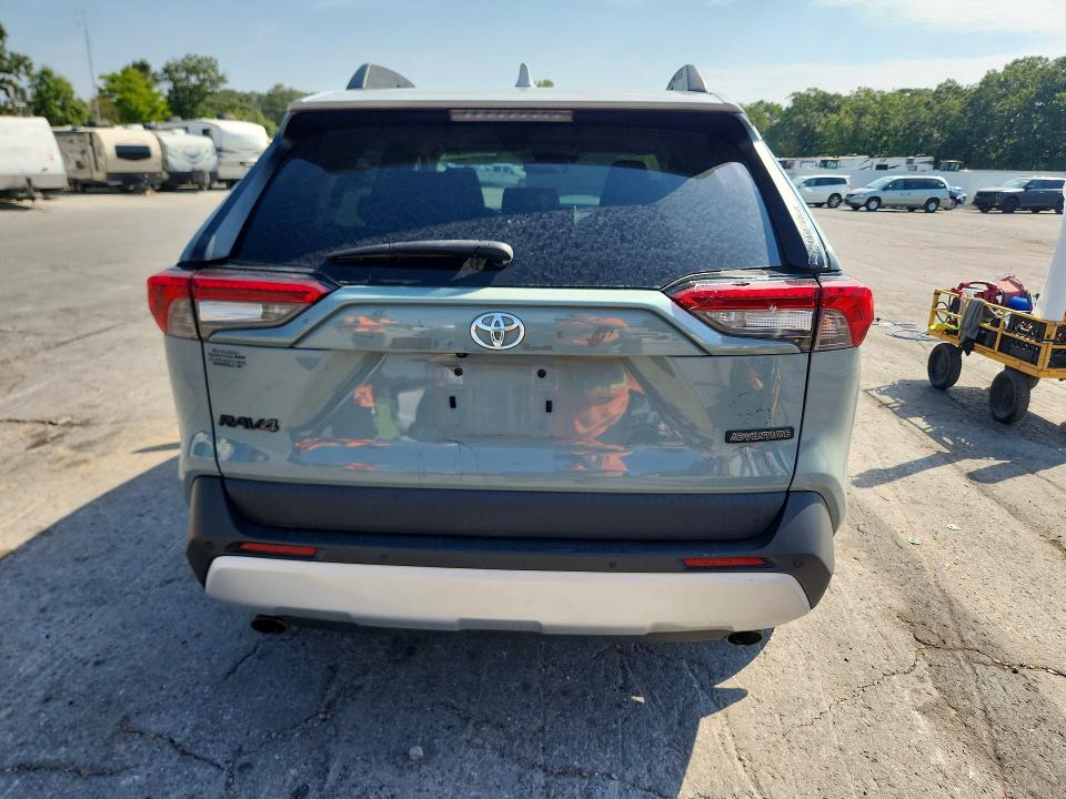 Продажа на аукционе авто 2020 Toyota Rav4, vin: 2T3J1RFV1LC110307, номер лота: 67525836