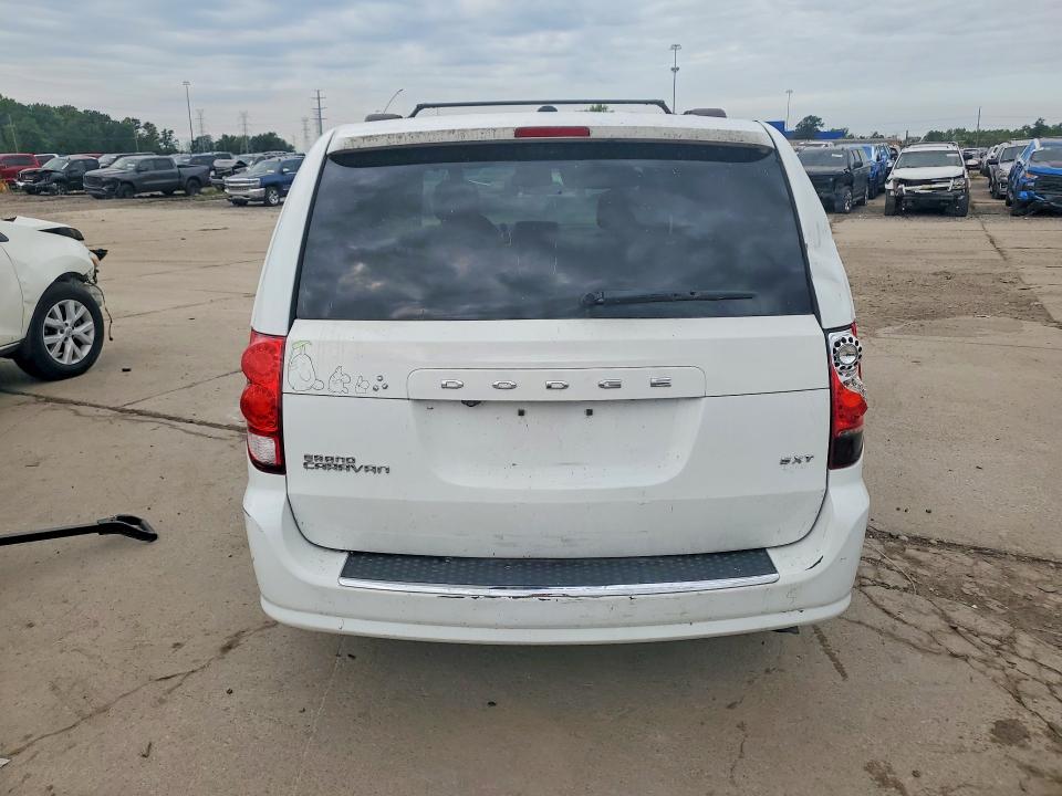 68781986 :رقم المزاد ، 2C4RDGCG5JR298596 vin ، 2018 Dodge Grand Caravan مزاد بيع