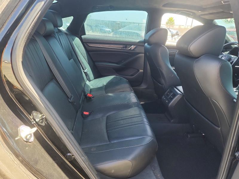 68684786 :رقم المزاد ، 1HGCV2F91MA010733 vin ، 2021 Honda Accord مزاد بيع