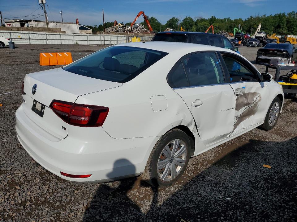 2017 Volkswagen Jetta მანქანა იყიდება აუქციონზე, vin: 3VW2B7AJXHM294628, აუქციონის ნომერი: 68338346