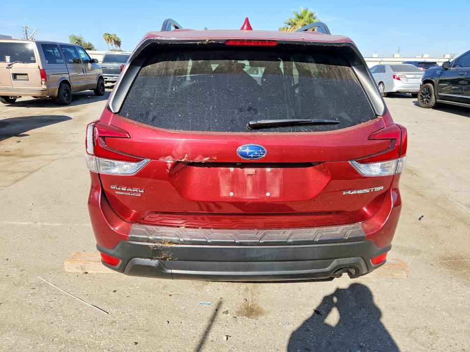 67409956 :رقم المزاد ، JF2SKAJC1MH519777 vin ، 2021 Subaru Forester مزاد بيع