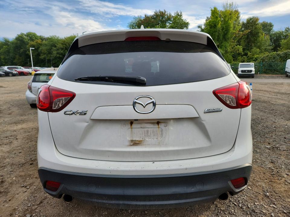 69630686 :رقم المزاد ، JM3KE2CY3F0522323 vin ، 2015 Mazda Cx-5 مزاد بيع