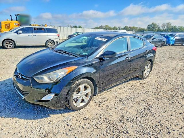 71105636 :رقم المزاد ، KMHDH4AE8DU576389 vin ، 2013 Hyundai Elantra مزاد بيع