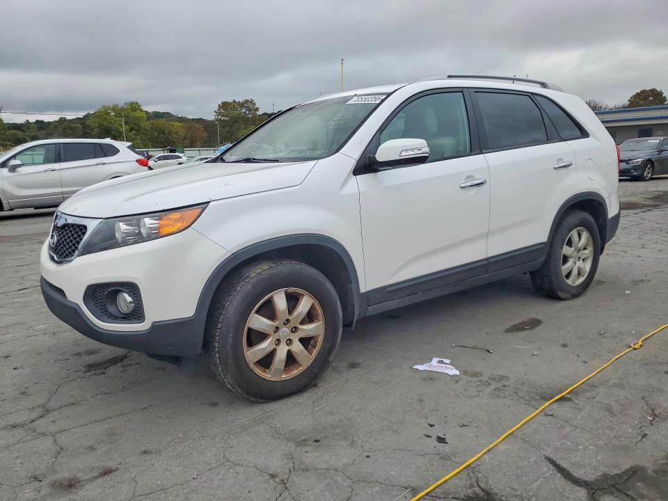 Продажа на аукционе авто 2011 Kia Sorento, vin: 5XYKT4A14BG172186, номер лота: 70550356