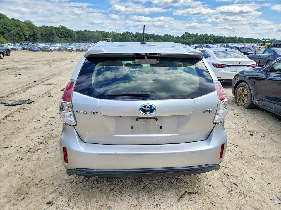 68001056 :رقم المزاد ، JTDZN3EU7HJ061812 vin ، 2017 Toyota Prius V مزاد بيع