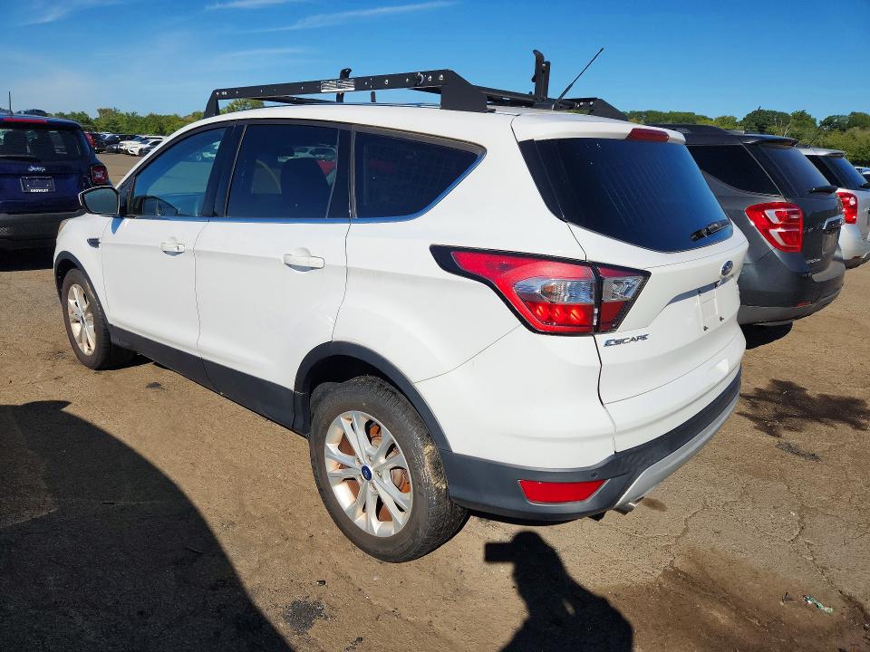 Продаж на аукціоні авто 2017 Ford Escape, vin: 1FMCU0GD5HUE77372, номер лоту: 69282516