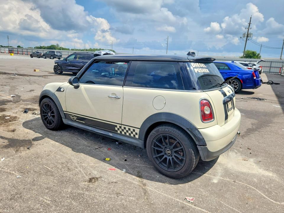 Продажа на аукционе авто 2009 Mini Cooper, vin: WMWMF33559TU75225, номер лота: 70026126