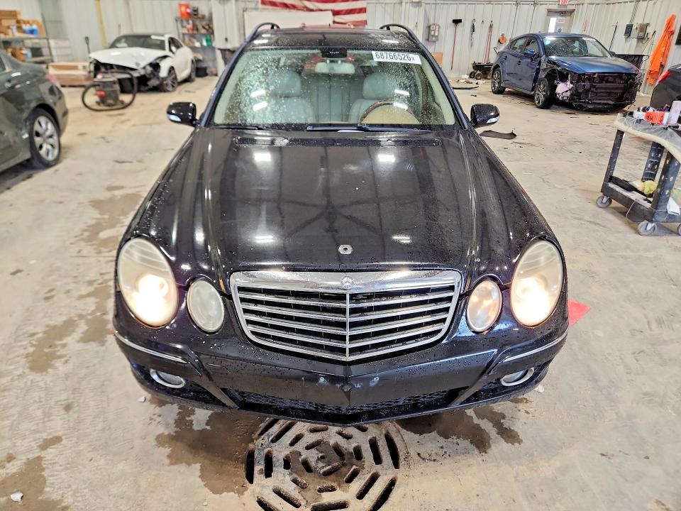 68766526 :رقم المزاد ، WDBUH87X29B393298 vin ، 2009 Mercedes-benz E-class مزاد بيع