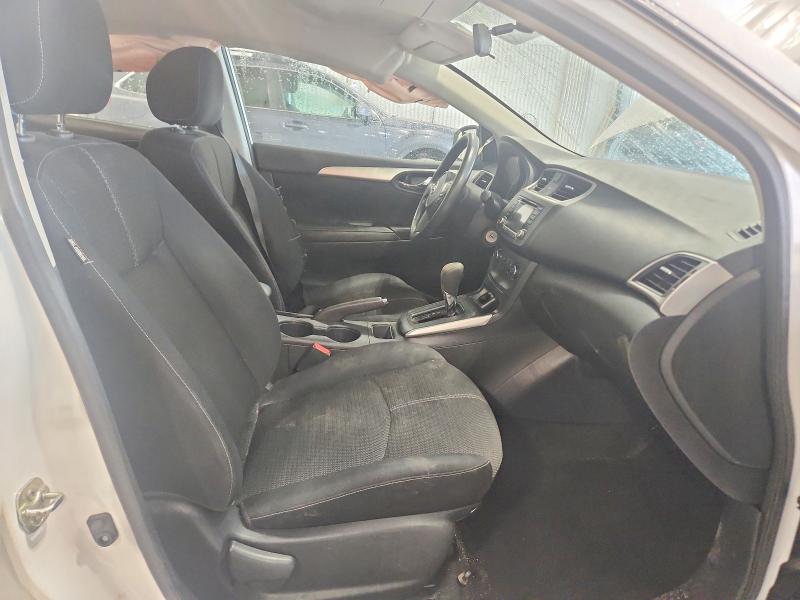 69816916 :رقم المزاد ، 3N1AB7AP4JY205754 vin ، 2018 Nissan Sentra مزاد بيع