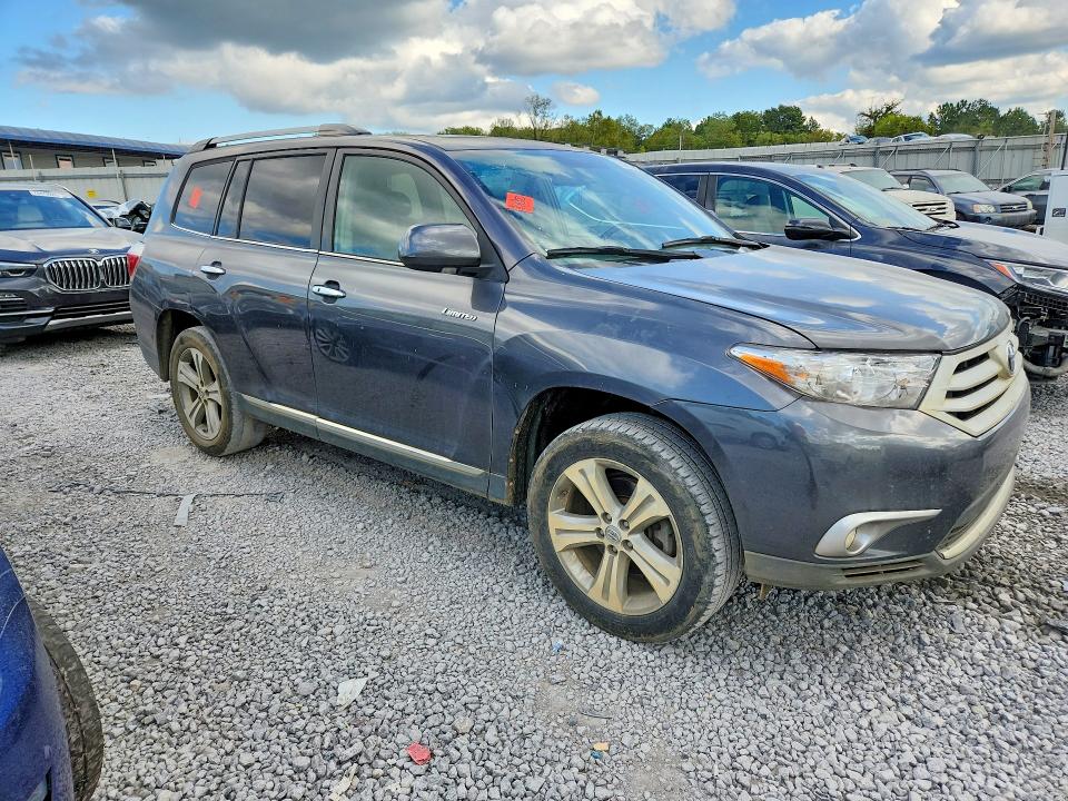 Продажа на аукционе авто 2012 Toyota Highlander, vin: 5TDYK3EH1CS070069, номер лота: 70479696