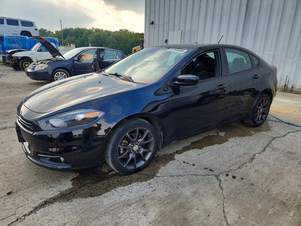 67555506 :رقم المزاد ، 1C3CDFBB8FD346547 vin ، 2015 Dodge Dart مزاد بيع
