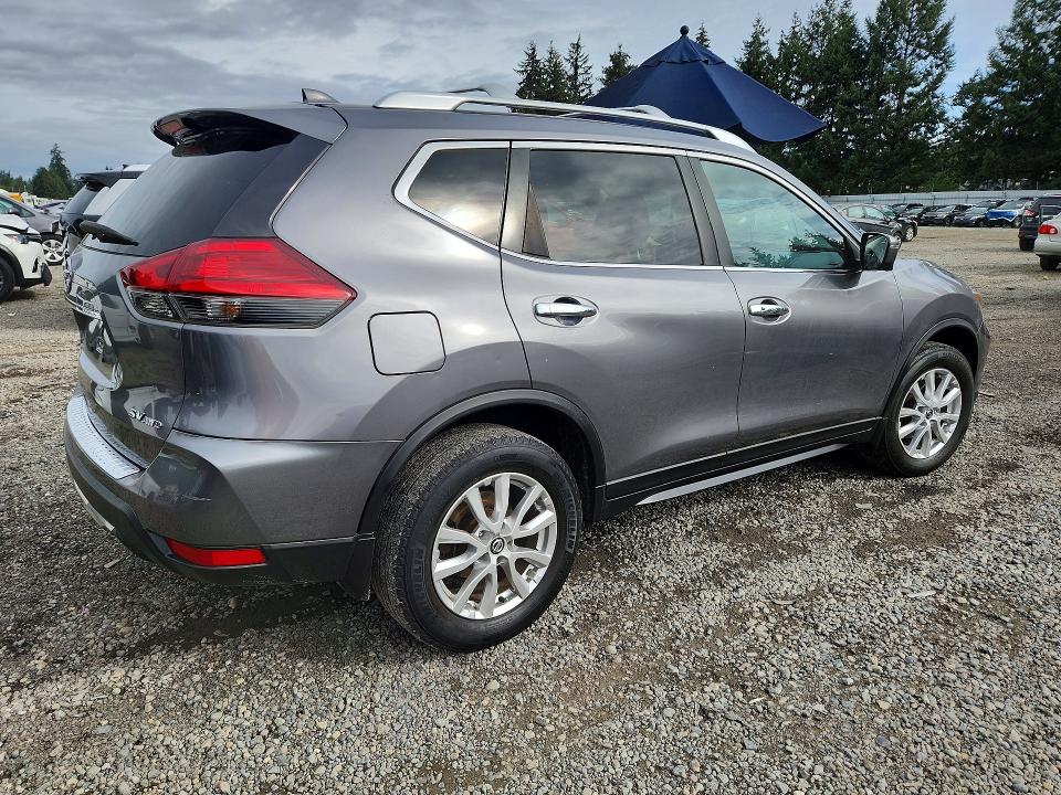 Продажа на аукционе авто 2017 Nissan Rogue, vin: KNMAT2MV1HP540117, номер лота: 70185866