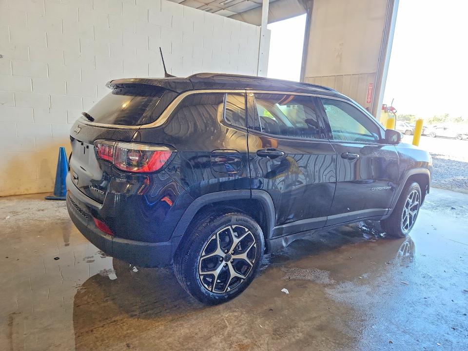 Продаж на аукціоні авто 2026 Jeep Compass, vin: 3C4NJDCN3TT220970, номер лоту: 67130876