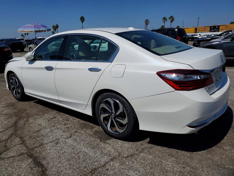 68243406 :رقم المزاد ، 1HGCR3F80GA014259 vin ، 2016 Honda Accord مزاد بيع