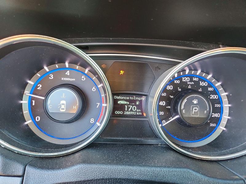2011 Hyundai Sonata მანქანა იყიდება აუქციონზე, vin: 5NPEB4AC3BH081498, აუქციონის ნომერი: 70886046