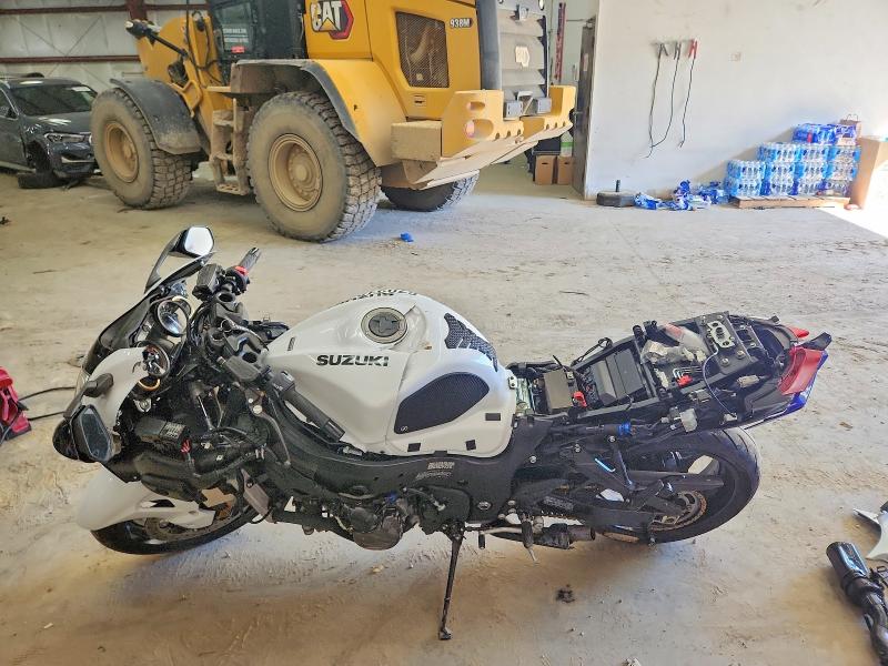 Продаж на аукціоні авто 2026 Suzuki Gsx1300, vin: JS1EJ11B6T7100411, номер лоту: 67021086