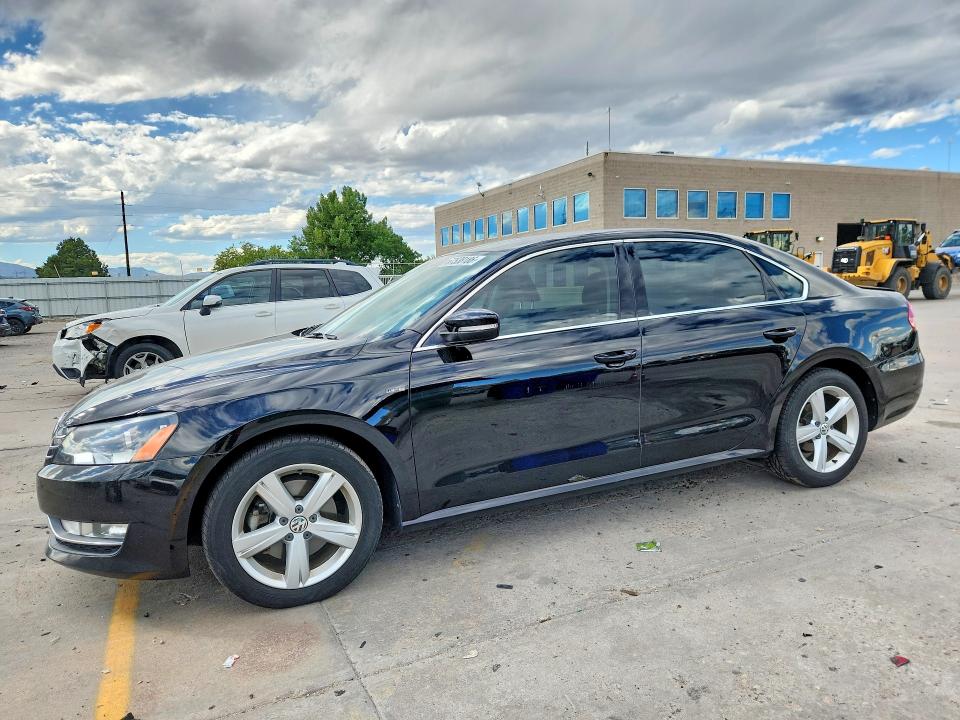 Продажа на аукционе авто 2015 Volkswagen Passat, vin: 1VWAT7A32FC111621, номер лота: 67538186