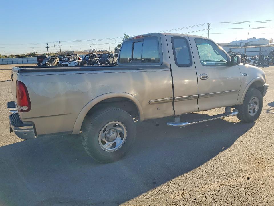 68663226 :رقم المزاد ، 1FTDX18W5VKC39163 vin ، 1997 Ford F150 مزاد بيع