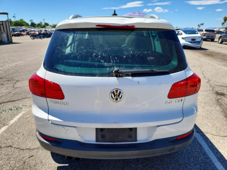 Aukcja sprzedaży 2015 Volkswagen Tiguan, vin: WVGAV7AX9FW523349, numer aukcji: 68275796