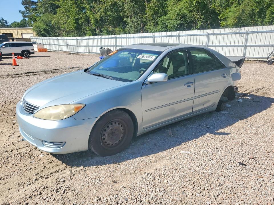 Auction sale of the 2005 Toyota Camry, vin: JTDBE32K153033086, lot number: 68679946